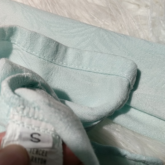 Russ Berens Top - Picture 5 of 5